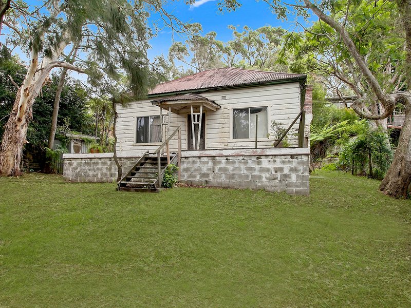 Photo - 66 The Crescent, Helensburgh NSW 2508 - Image 2