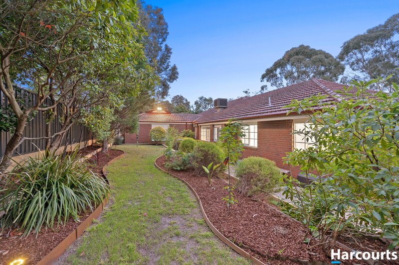 Photo - 66 Timbertop Drive, Rowville VIC 3178 - Image 15