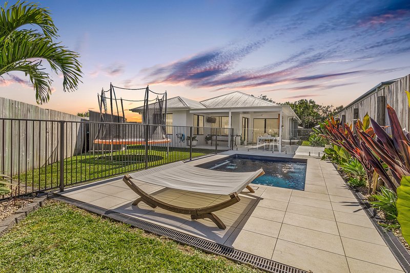 66 Trader Crescent, Cannonvale QLD 4802