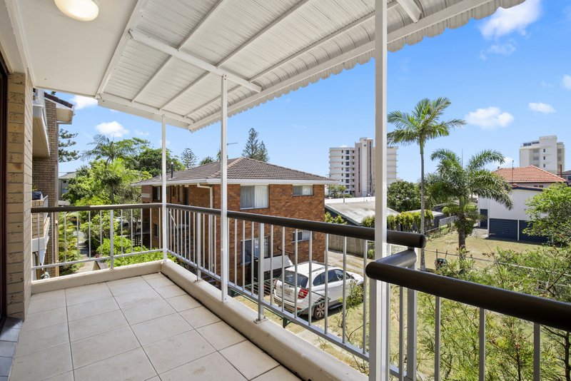 Photo - 6/6 Twelfth Avenue, Palm Beach QLD 4221 - Image 2