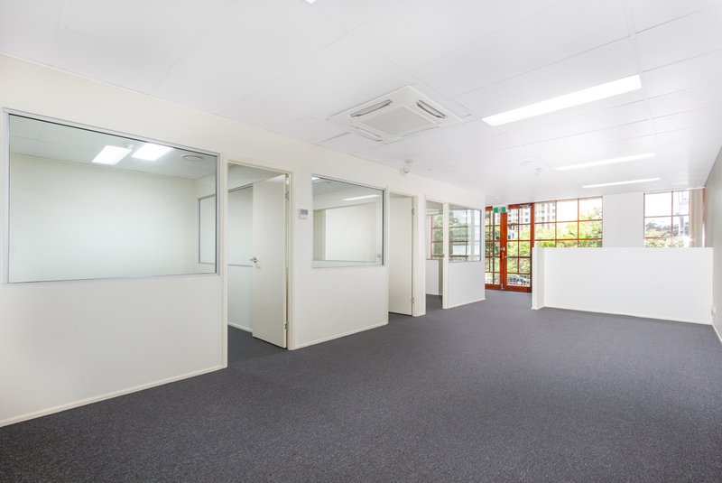 Photo - 6/6 Vanessa Blvd , Springwood QLD 4127 - Image 7