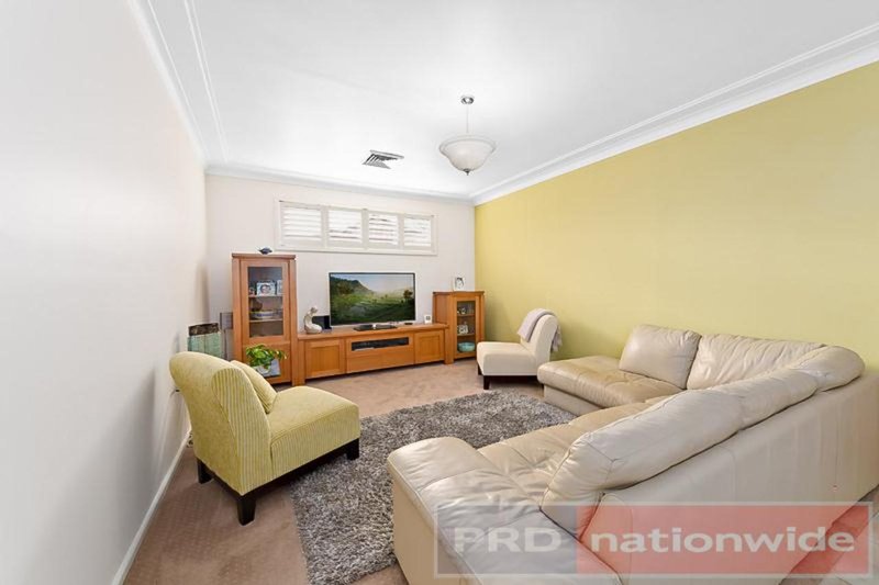 Photo - 66 Victor Avenue, Picnic Point NSW 2213 - Image 2