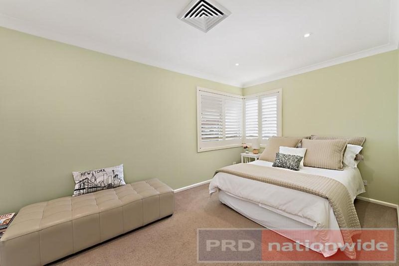 Photo - 66 Victor Avenue, Picnic Point NSW 2213 - Image 7