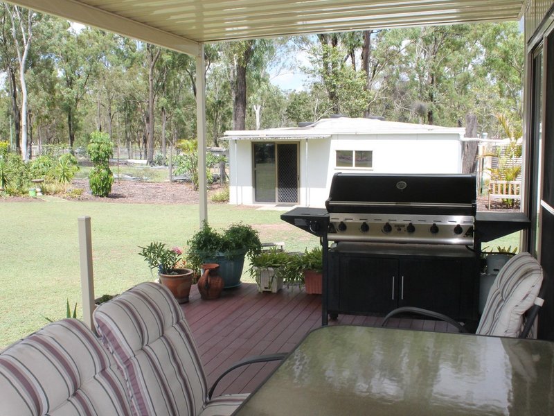 Photo - 66 Walnut Drive, Brightview QLD 4311 - Image 3