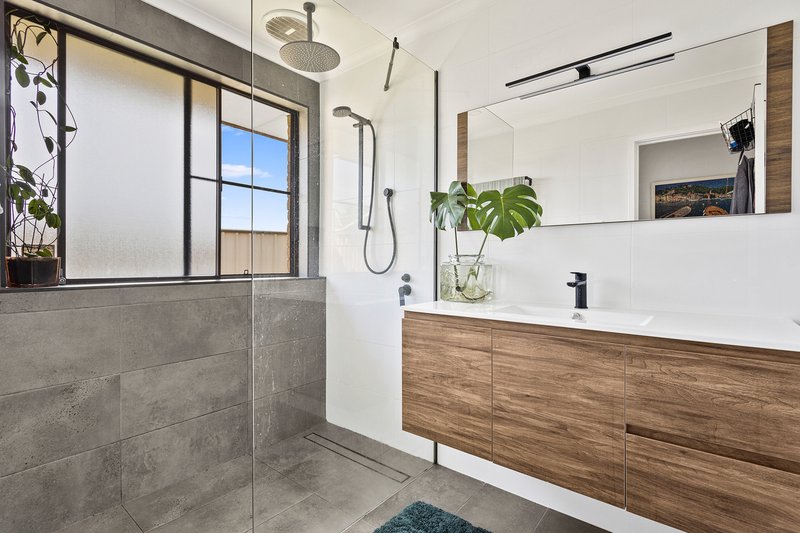 Photo - 66 Warwick Street, Berkeley NSW 2506 - Image 8