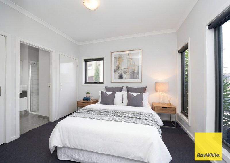 Photo - 66 Waterwheel Grove, Mernda VIC 3754 - Image 5