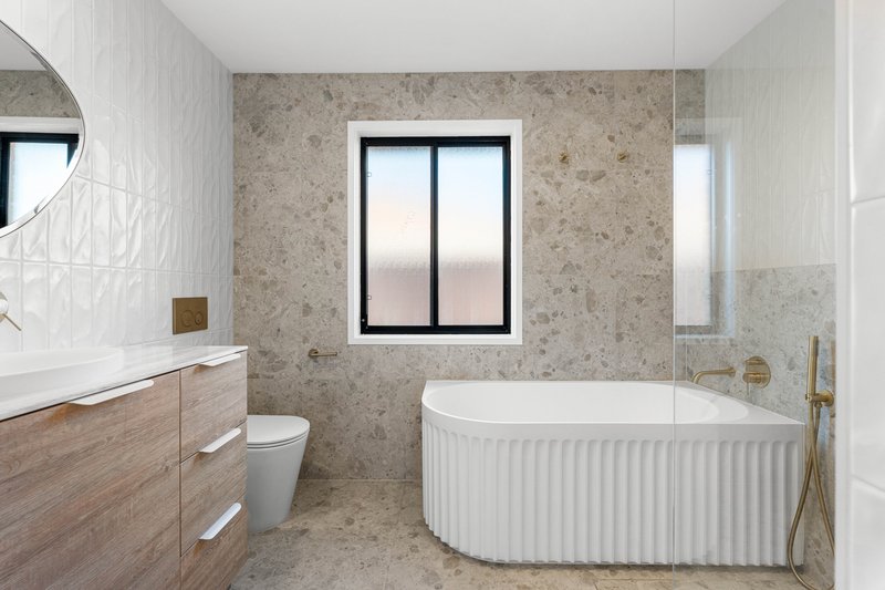 Photo - 66 Williams Street, Wakerley QLD 4154 - Image 5