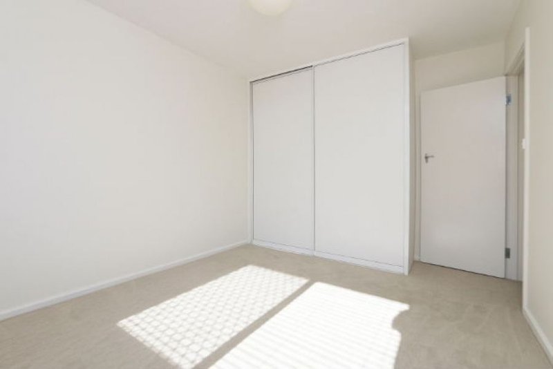 Photo - 6/6 Wilson Crescent, Wembley Downs WA 6019 - Image 5