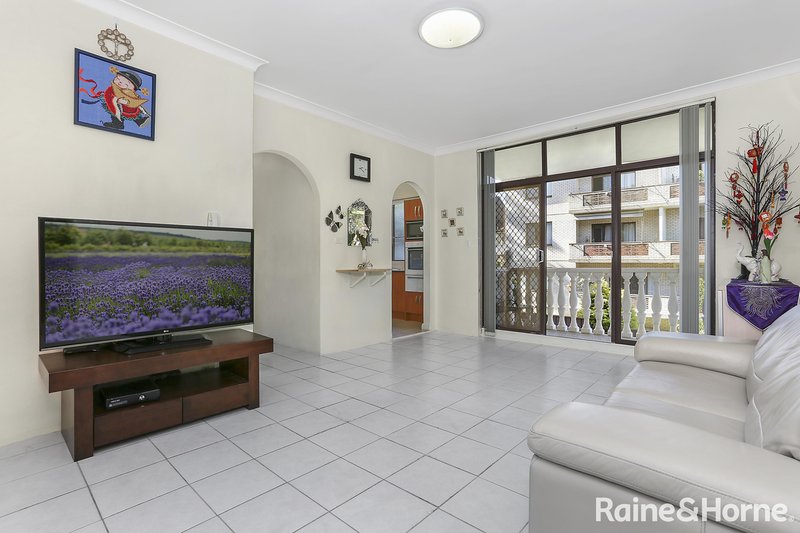 Photo - 6/6 Winchester Street, Carlton NSW 2218 - Image 2