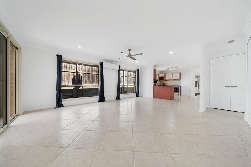 Photo - 66 Woodlands Boulevard, Waterford QLD 4133 - Image 5