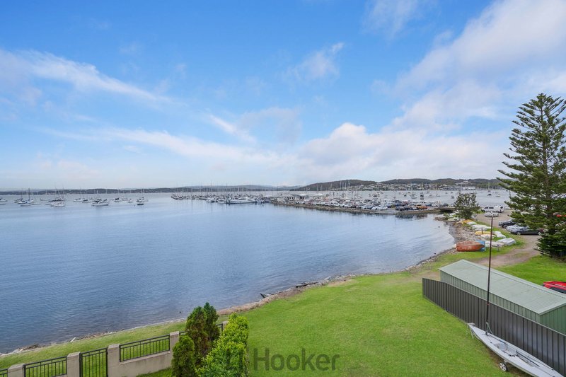 Photo - 660 Pacific Highway, Belmont NSW 2280 - Image 9