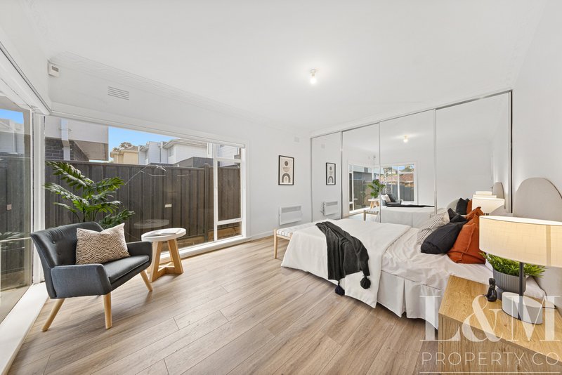 Photo - 660 Pascoe Vale Road, Oak Park VIC 3046 - Image 13