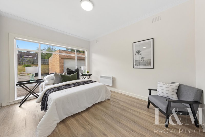 Photo - 660 Pascoe Vale Road, Oak Park VIC 3046 - Image 17