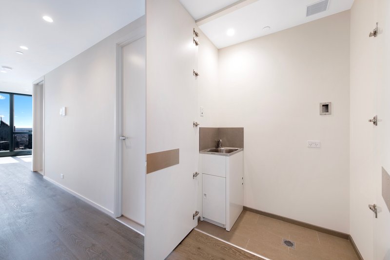 Photo - 6601/70 Southbank Boulevard, Southbank VIC 3006 - Image 7