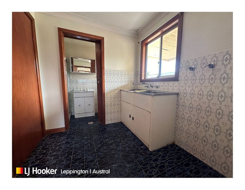 Photo - 660A Devonshire Road, Kemps Creek NSW 2178 - Image 7