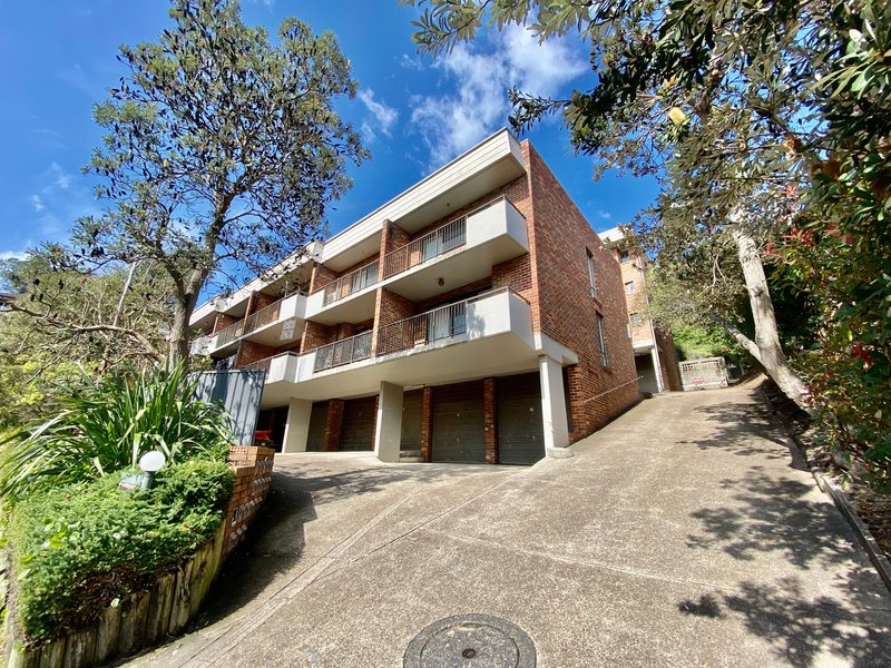 Photo - 6/61 Nesca Parade, The Hill NSW 2300 - Image 1