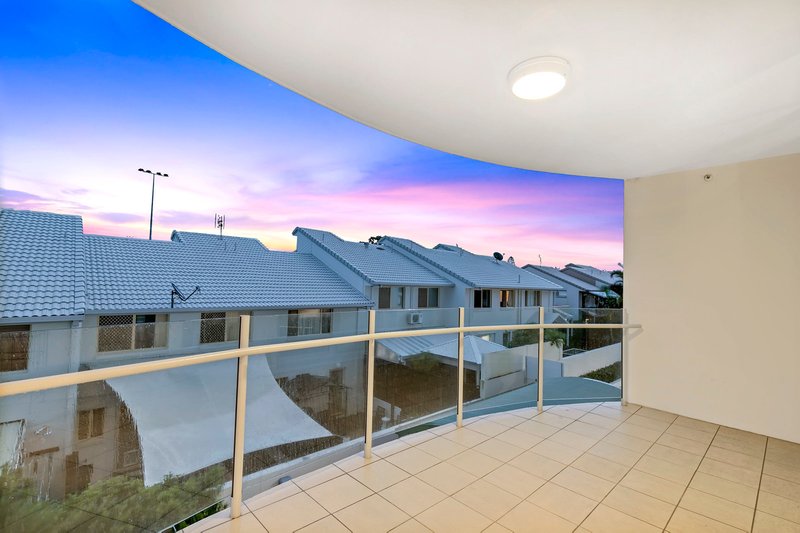 Photo - 6/62-66 Sixth Avenue, Maroochydore QLD 4558 - Image 11