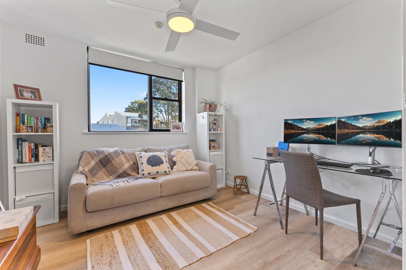 Photo - 66/21 East Crescent Street, Mcmahons Point NSW 2060 - Image 5