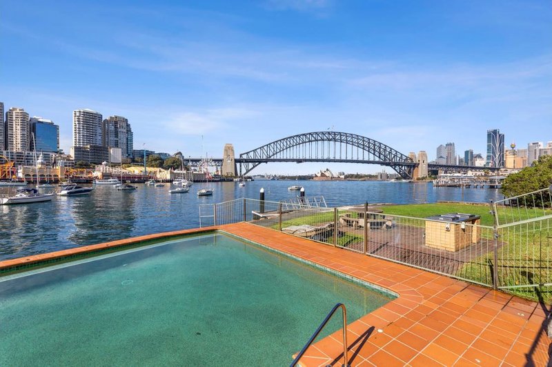 Photo - 66/21 East Crescent Street, Mcmahons Point NSW 2060 - Image 10