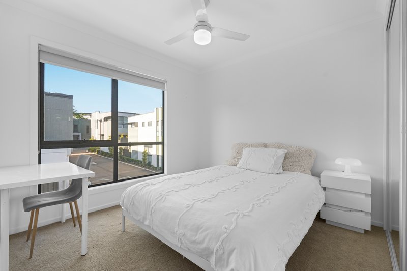 Photo - 66/21 Lorisch Way, Rochedale QLD 4123 - Image 12