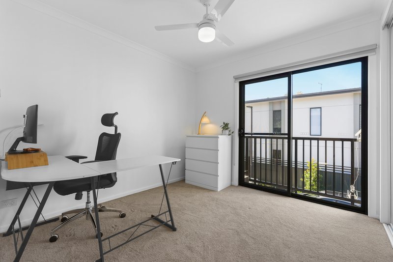 Photo - 66/21 Lorisch Way, Rochedale QLD 4123 - Image 14