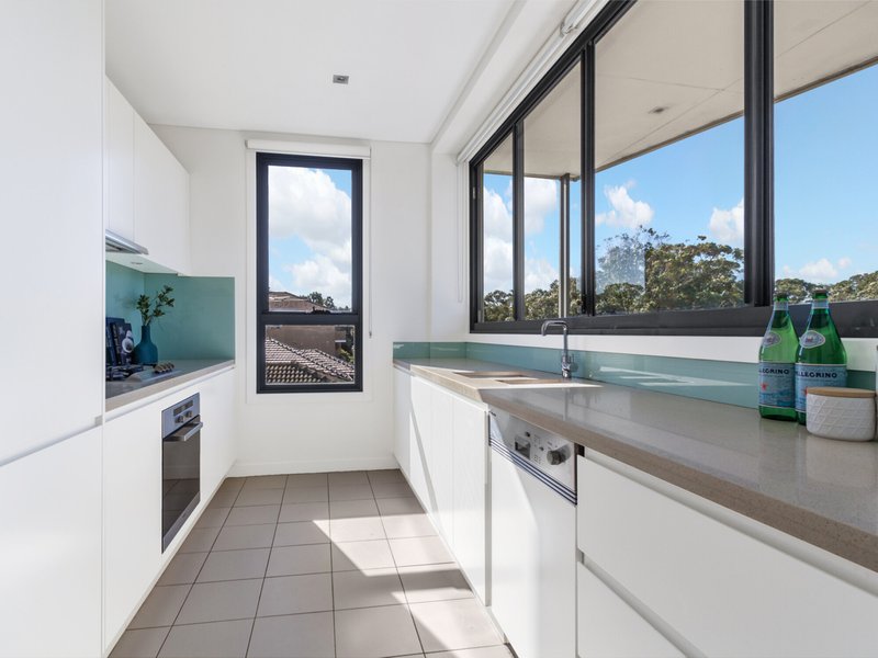 Photo - 6/6/24 Clarence Ave , Dee Why NSW 2099 - Image 3