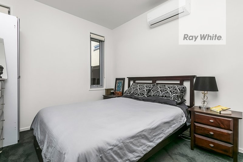 Photo - 6/63 Crown Street, Flemington VIC 3031 - Image 3