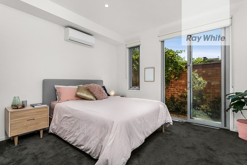 Photo - 6/63 Crown Street, Flemington VIC 3031 - Image 7