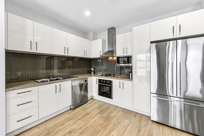 Photo - 6/63 Royal Avenue, Springvale VIC 3171 - Image 5