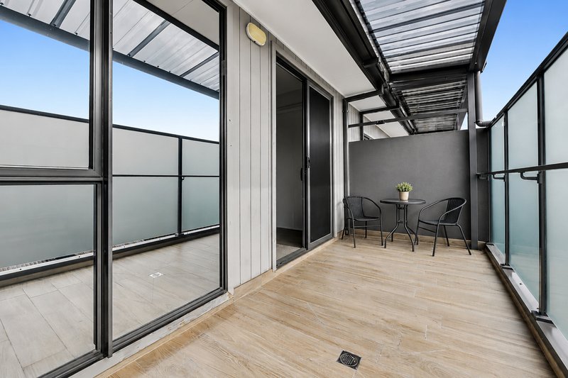 Photo - 6/63 Royal Avenue, Springvale VIC 3171 - Image 6