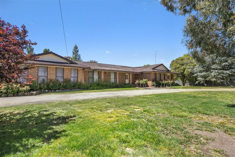 Photo - 664 Midland Highway, Mount Rowan VIC 3352 - Image 1