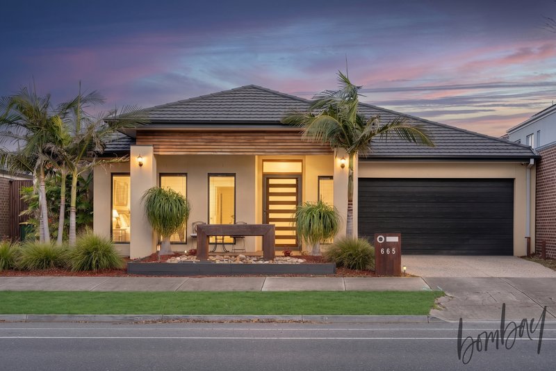 Photo - 665 Grand Boulevard, Mickleham VIC 3064 - Image 1