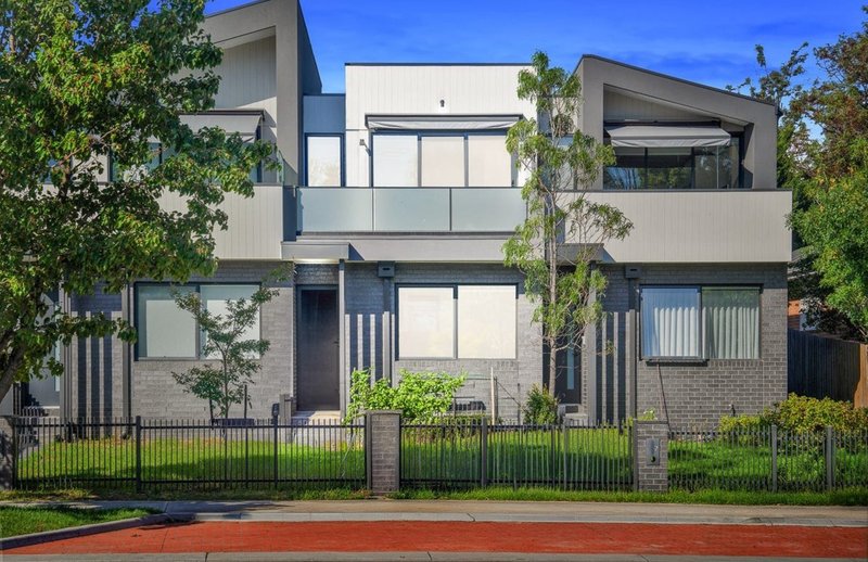 Photo - 6/652 Pascoe Vale Road, Oak Park VIC 3046 - Image 1