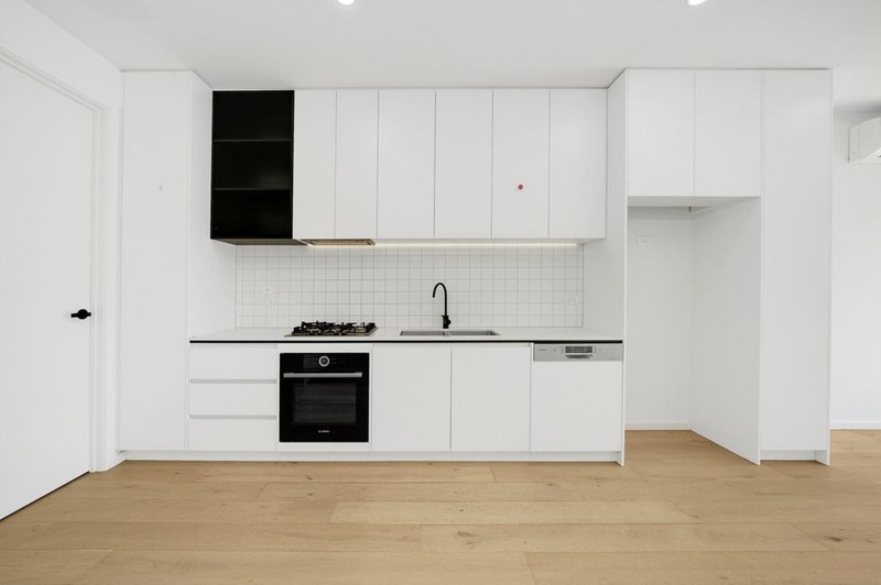 Photo - 6/652 Pascoe Vale Road, Oak Park VIC 3046 - Image 2