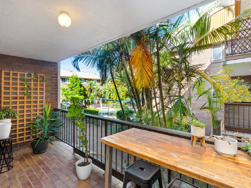 Photo - 6/66 Sarawak Avenue, Palm Beach QLD 4221 - Image 3