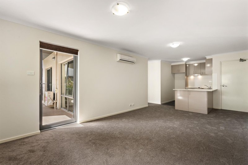 Photo - 66/75 Elizabeth Jolley Crescent, Franklin ACT 2913 - Image 2