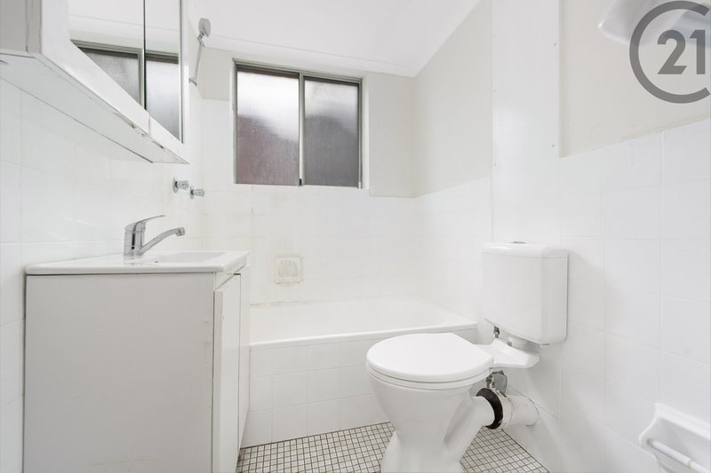 Photo - 6/68 Park Road, Hurstville NSW 2220 - Image 3