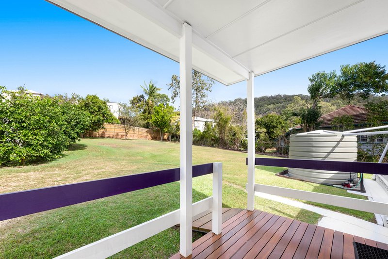 Photo - 668 Waterworks Road, Ashgrove QLD 4060 - Image 11