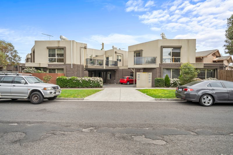 6/68 Wheatsheaf Road, Glenroy VIC 3046