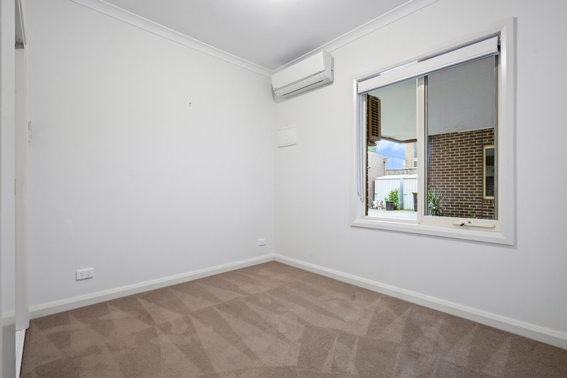 Photo - 6/68 Wheatsheaf Road, Glenroy VIC 3046 - Image 7