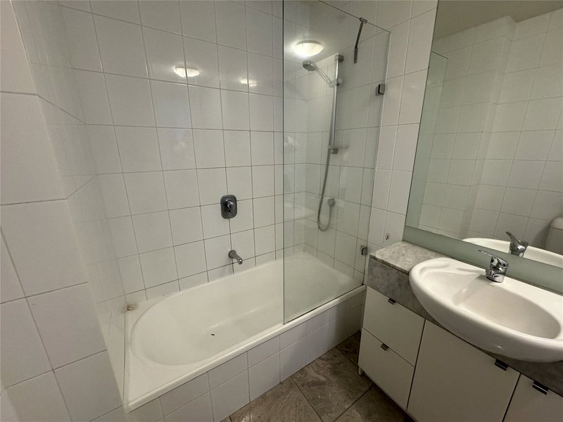 Photo - 66/88 Kavanagh Street, Southbank VIC 3006 - Image 6