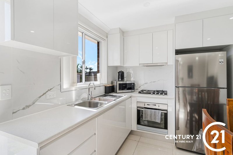 Photo - 66a Cherokee Avenue, Greenfield Park NSW 2176 - Image 4