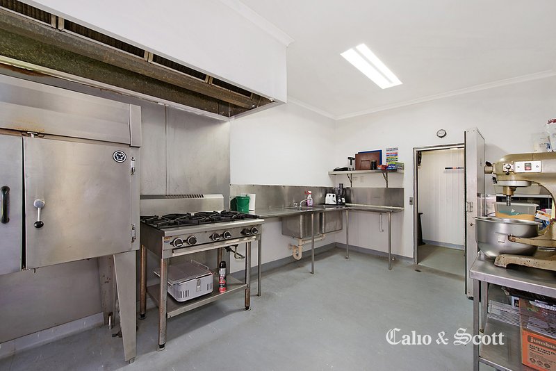 Photo - 66A Deagon St , Sandgate QLD 4017 - Image 12