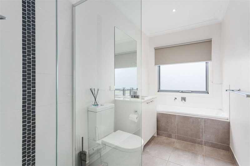 Photo - 66A Helm Avenue, Safety Beach VIC 3936 - Image 10