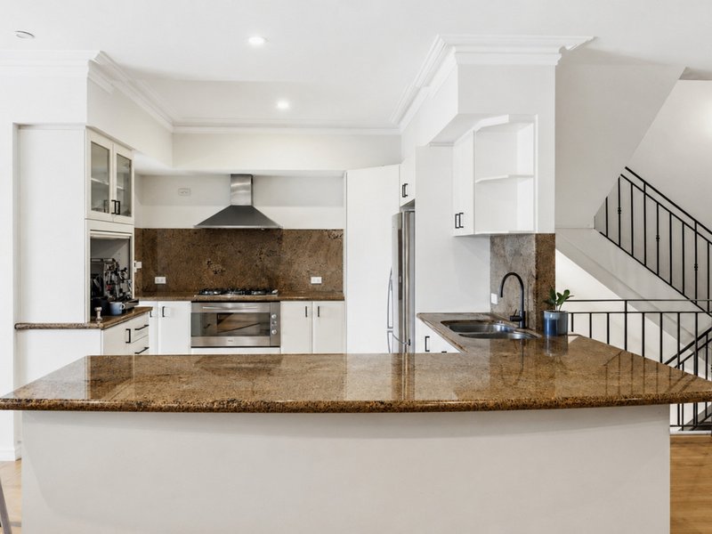 Photo - 66A Wittenoom Street, East Perth WA 6004 - Image 9