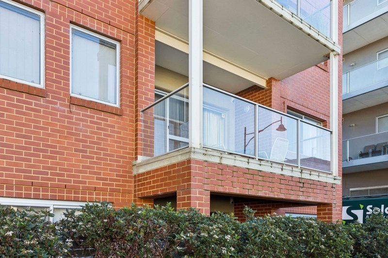 Photo - 6/7-11 Euston Walk, Mawson Lakes SA 5095 - Image 4