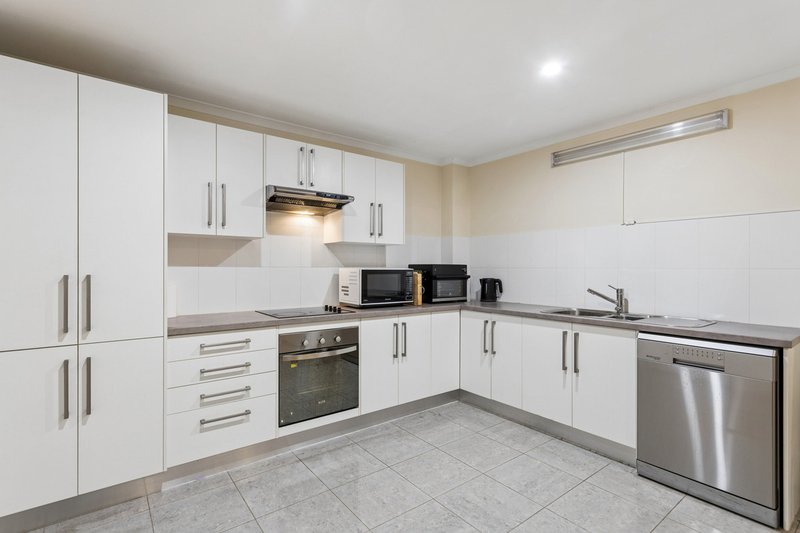 Photo - 6/7-11 Euston Walk, Mawson Lakes SA 5095 - Image 6