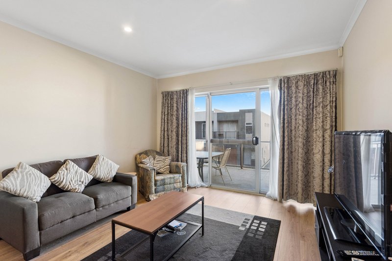 Photo - 6/7-11 Euston Walk, Mawson Lakes SA 5095 - Image 13