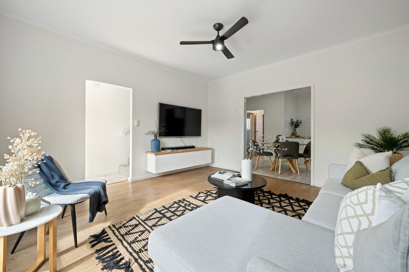 Photo - 6/7-11 Findon Road, Woodville South SA 5011 - Image 1