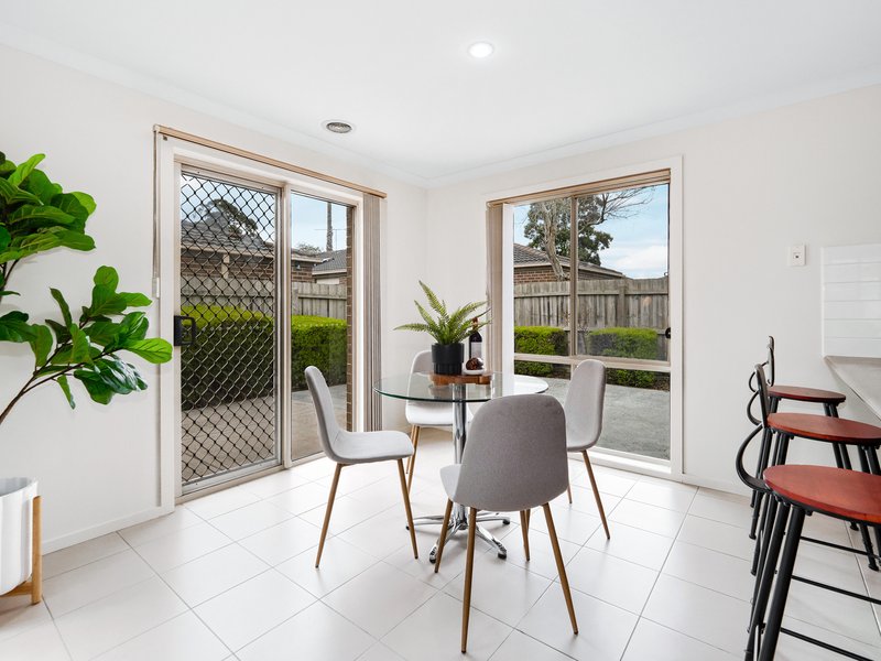 Photo - 6/7-9 Elizabeth Street, Cranbourne North VIC 3977 - Image 5